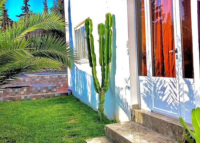 Villa Aguirar